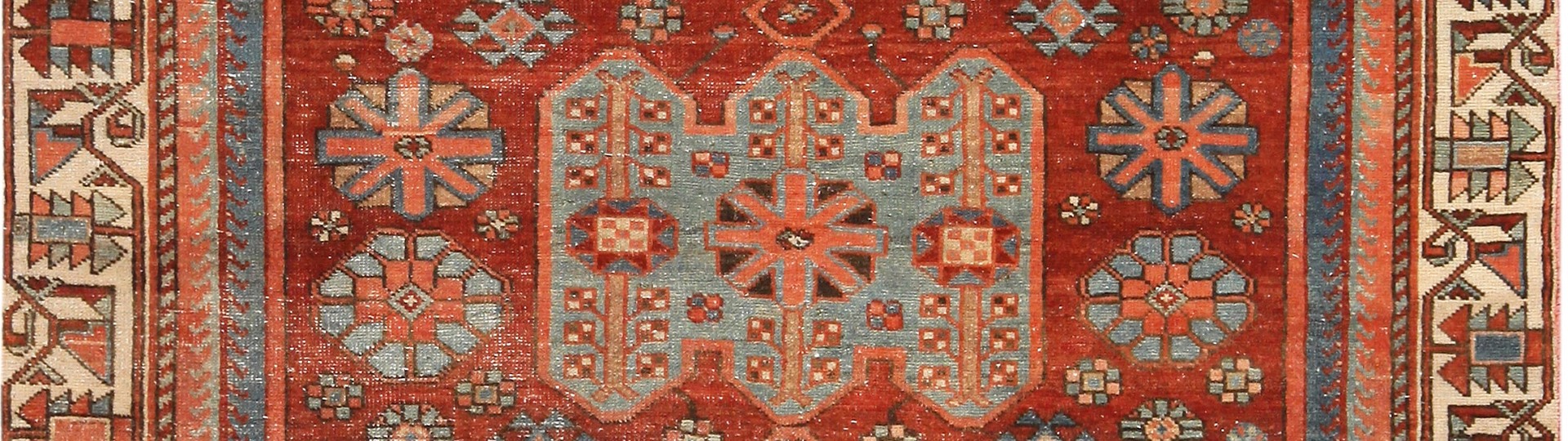 The Rug Revival: Timed Auction of Exquisite Antique and Vintage Pieces by Nazmiyal Auction