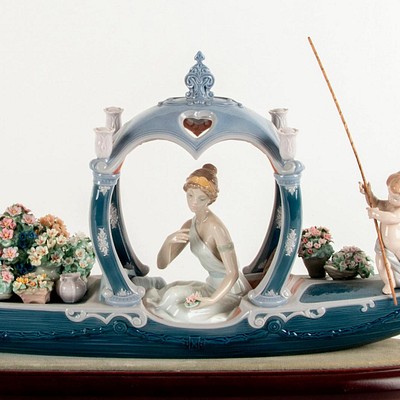Lladro, Doulton, Hummels, & Wedgwood Auction by Lion and Unicorn