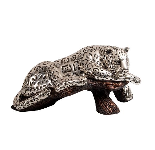 RICARDO DEL RÍO. Jaguar. Firmado. Elaborado en cobre con electrobaño de plata. Numerado 249 / 500. Para D'Argenta México.