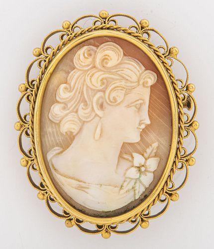 Antique 18K Yellow Gold Cameo Brooch