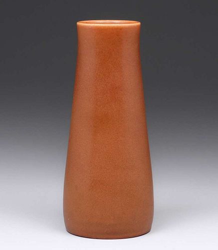 Rookwood Pottery #950C Matte Brown Vase 1912