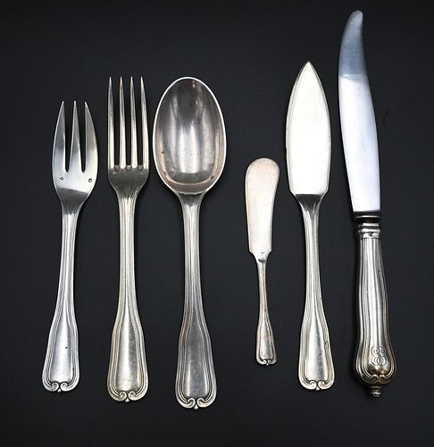 141 Piece Puiforcat Sterling Silver Flatware Set, to include 20 dinner forks, 22 fish forks, 22 tablespoons, 23 fish knives, 22 butter knives, 2 fish 