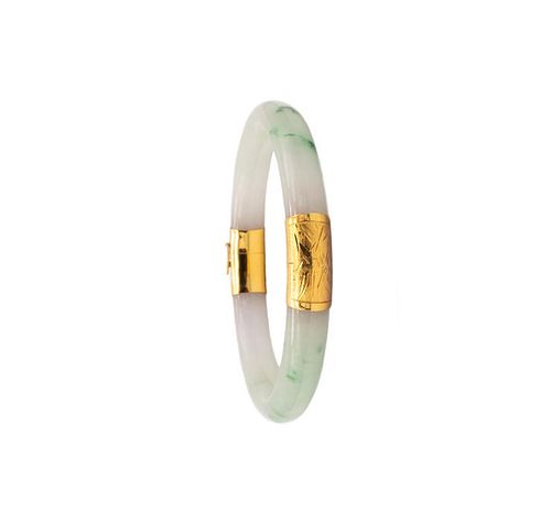 Jade bangle with 18k yellow gold mountings