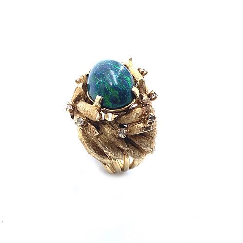 Opal & Diamonds 18k Gold Ring
