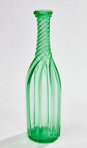 Green Pillar Mold Utility Bottle