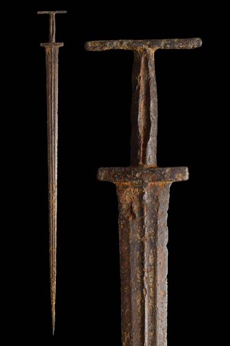 A SCYTHIAN IRON LONG SWORD