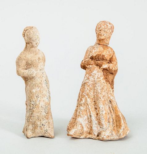 TWO BOEOTIAN TERRACOTTA FIGURES OF FEMALE MOURNERS