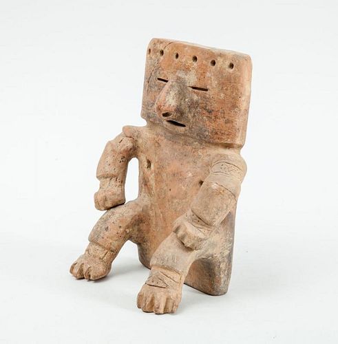 QUIMBOYA POTTERY FIGURE OF A SEATED MALE
