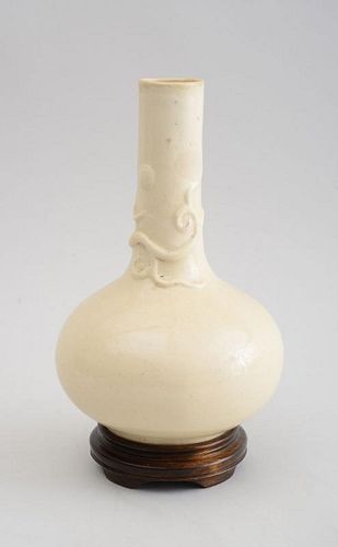 CHINESE MING TYPE IVORY GLAZED AND RELIEF DECORATED PORCELAIN VASE