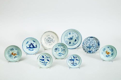 GROUP OF EIGHT MING TYPE BLUE AND WHITE DISHES AND A SINGLE VIETNAMESE DISH