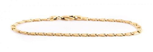 A Flat Gucci Link Bracelet in 18K Gold