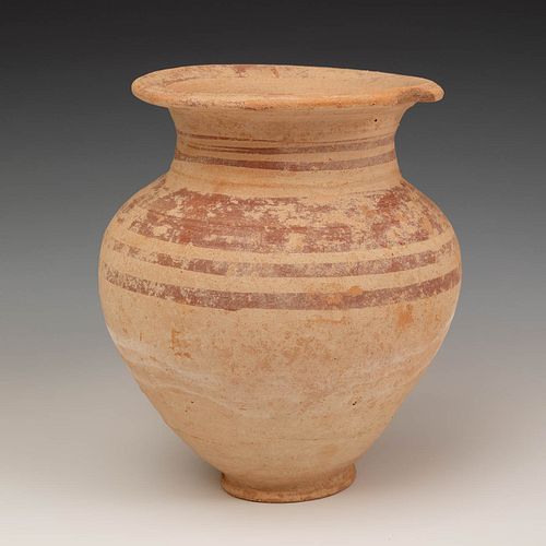 Iberian vessel, III-IV century BC. 
Polychrome ceramic.