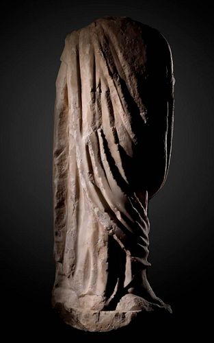 Figure robed; High-Imperial Roman Art, I-II centuries AD. White marble. It has a French export permit. It presents damages caused by the passage of ti