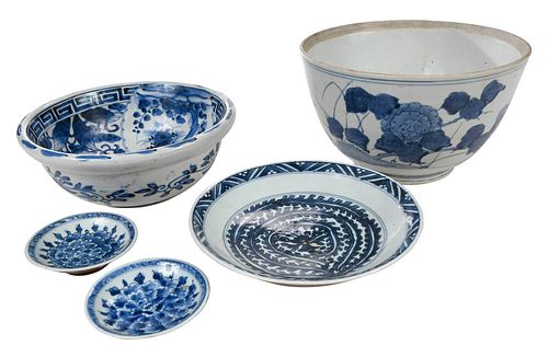 Five Pieces Chinese Blue and White Porcelain