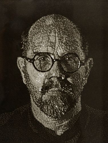 Close, Chuck S.P.I (Self Portrait I). 1997. Linolschnitt in Grautönen auf Bütten. 29,5 x 22,7 cm (61 x 45 cm). Signiert, datiert, betitelt und nummeri
