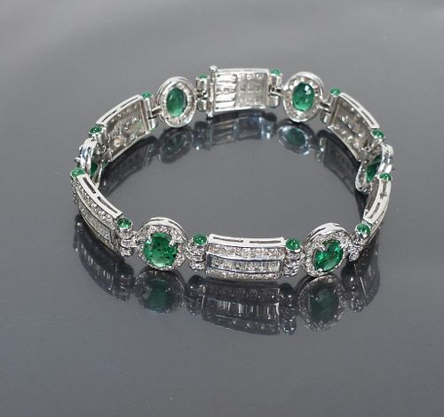 Lady's 14K White Gold Emerald & Diamond Bracelet