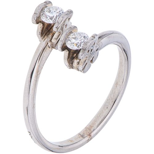 RING WITH DIAMONDS IN 18K WHITE GOLD Brilliant cut diamonds ~0.30 ct. Weight: 4.4 g. Size: 7 ½ | ANILLO CON DIAMANTES EN ORO BLANCO DE 18K con diamant
