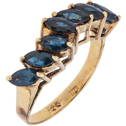 RING WITH SAPPHIRES IN 14K YELLOW GOLD Marquise cut sapphires ~0.80 ct. Weight: 2.9 g. Size: 6 | ANILLO CON ZAFIROS EN ORO AMARILLO DE 14K con  zafiro