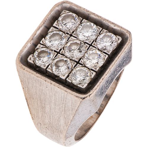 RING WITH DIAMONDS IN PALLADIUM SILVER 9 Brilliant cut diamonds ~1.80 ct Clarity: I1-I3 Color: J-L. Weight: 22.8 g. Size: 8 ¼ | ANILLO CON DIAMANTES E