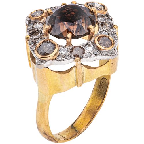 RING WITH DIAMONDS IN 18K YELLOW GOLD 1 Brilliant cut diamond ~4.05 ct Clarity: I2 Color: Fancy cognac | ANILLO CON DIAMANTES EN ORO AMARILLO DE 18K c
