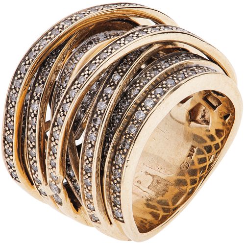 RING WITH DIAMONDS IN 14K YELLOW GOLD Brilliant cut diamonds ~1.10 ct. Size: 7 ¼ | ANILLO CON DIAMANTES EN ORO AMARILLO DE 14K con diamantes corte bri