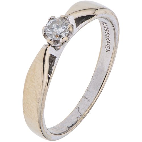 SOLITAIRE RING WITH DIAMOND IN 14K WHITE GOLD 1 Brilliant cut diamond ~0.14 ct. Weight: 2.5 g. Size: 6 | ANILLO SOLITARIO CON DIAMANTE EN ORO BLANCO D