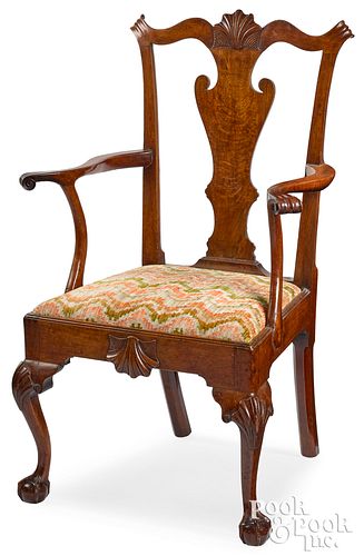 Delicate Philadelphia Chippendale walnut armchair