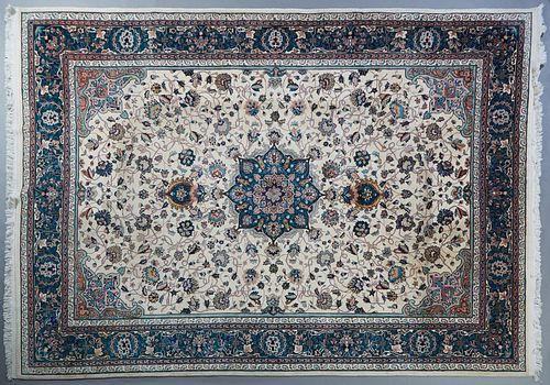 Oriental Carpet, 9'8 x 14'3.