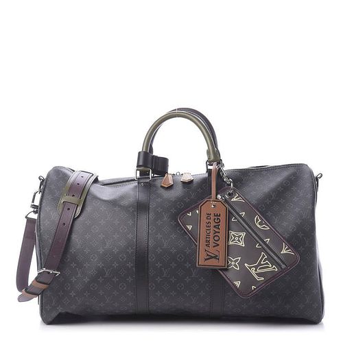 Sold at Auction: A Louis Vuitton Neverfull GM tote bag