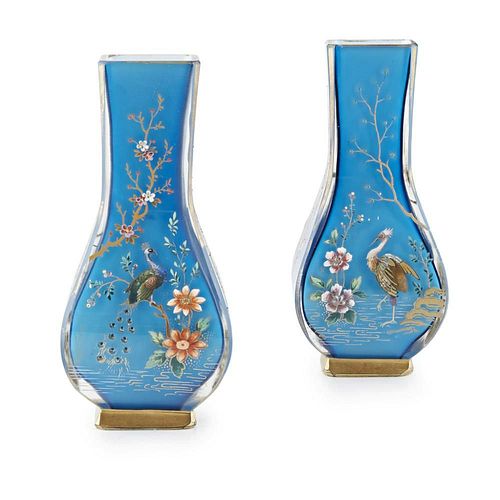 ATTRIBUTED TO BACCARAT, A LATE 19TH CENTURY PAIR OF