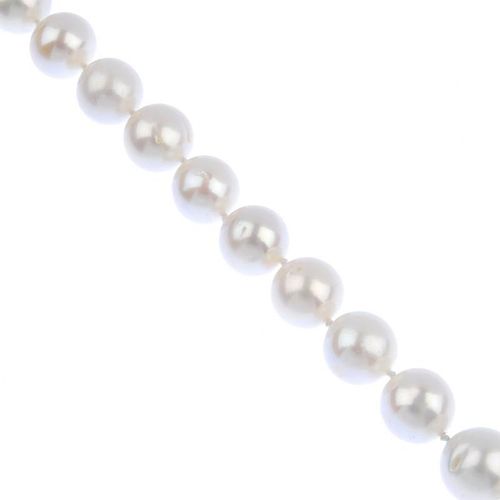 (117589) A single-row uniform cultured pearl necklace. The cultured pearls measuring approximately 1