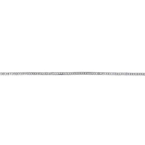 (187921) A diamond line bracelet. Designed as a line of square-shape diamonds to the partially conce