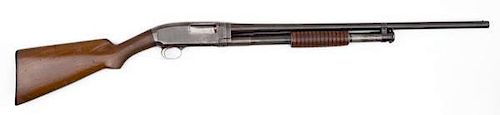**Winchester Model 1912 Pump-Action Shotgun 