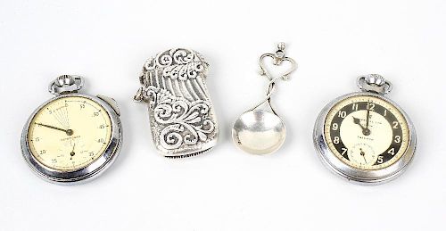 A Vesta case of shaped form with embossed shell and scroll decoration, impressed sterling 925, 2.5 (