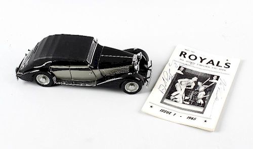 A box containing a Franklin Mint diecast and plastic model, 1939 Maybach Zeppelin with original disp