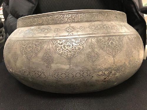 Beautiful Large Safavid Bowl with Inscription