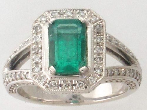 Ladies 1.60ct. Emerald Center Stone Ring