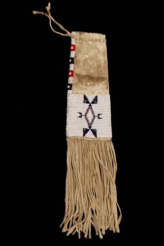 Sioux Beaded Hide Pipe Bag Late Reservation Period