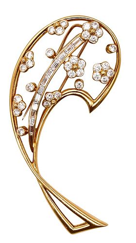 Boucheron, Paris 5.76 Cts Diamonds & 18k Gold Pin Brooch