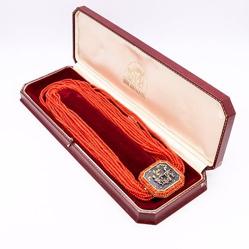 Rare Menuki Coral necklace in 18 kt gold & Japanese Shakudo