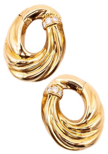 Van Cleef & Arpels Paris Diamonds & 18k gold clips-earrings