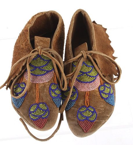 Montana Crow Beaded Child's Moccasins Early 1900's