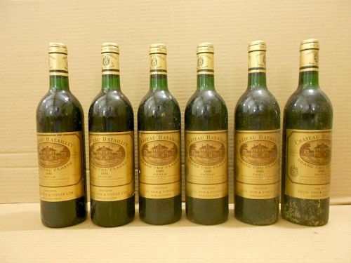 Chateau Batailley, Pauillac 5eme Cru 1985, twelve bottles. Removed from a college cellar <br>