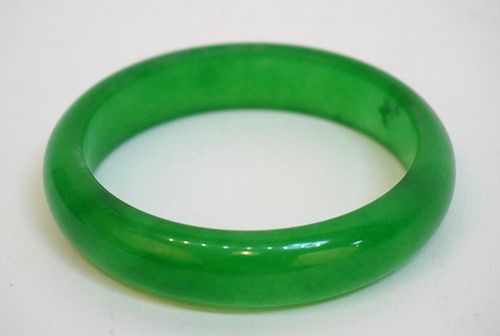 Green Jade Bangle