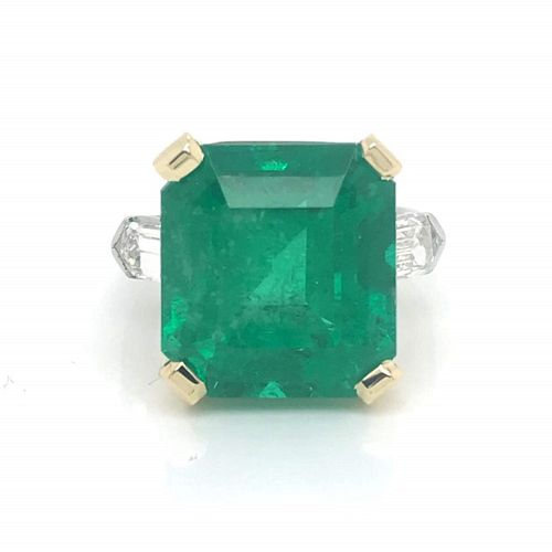 12.79 Ct Colombian Emerald Ring