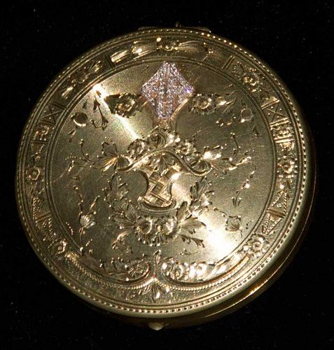 DIAMOND MONOGRAMMED GOLD COMPACT, EARLY 20TH C