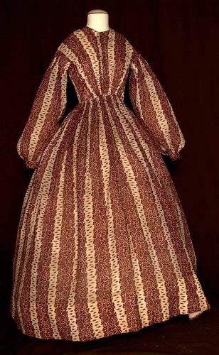 PRINTED COTTON DAY DRESS, MID 19TH C