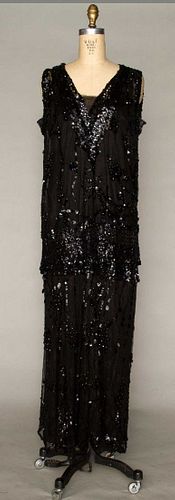 BLACK SEQUINED EVENING DRESS, c. 1920