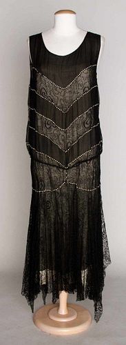 BLACK LACE EVENING GOWN, 1930s