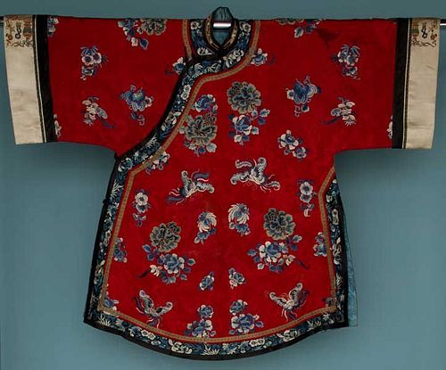 EMBROIDERED RED ROBE, CHINA, 19TH C